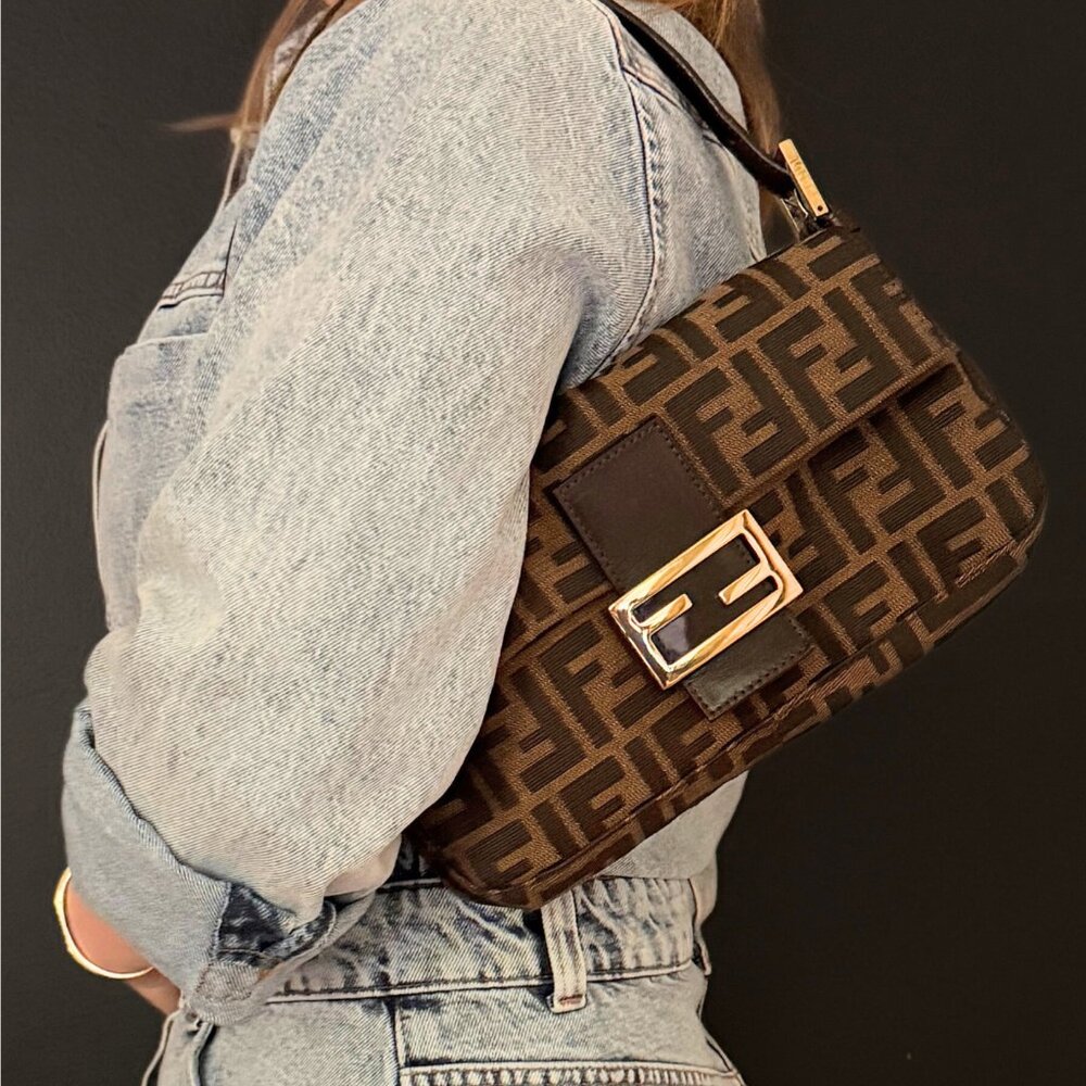 •SOLD•Vintage FENDI Zucca Baguette with Rare Gold Hardware - Picture 11 of 11